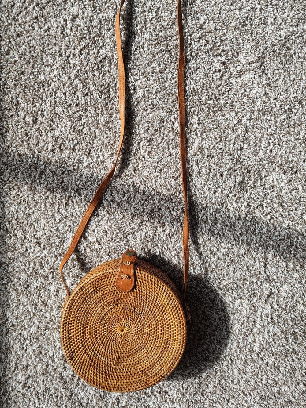 Woven Round Crossbody Bag in Tan Mocha